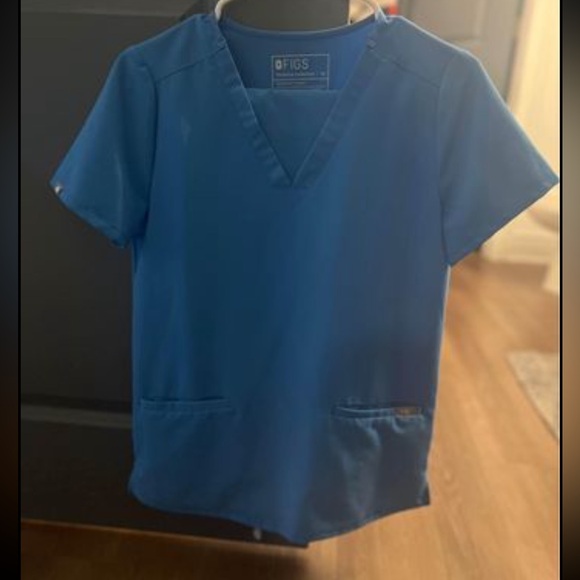Figs Scrubs Sets - Picture 2 of 3